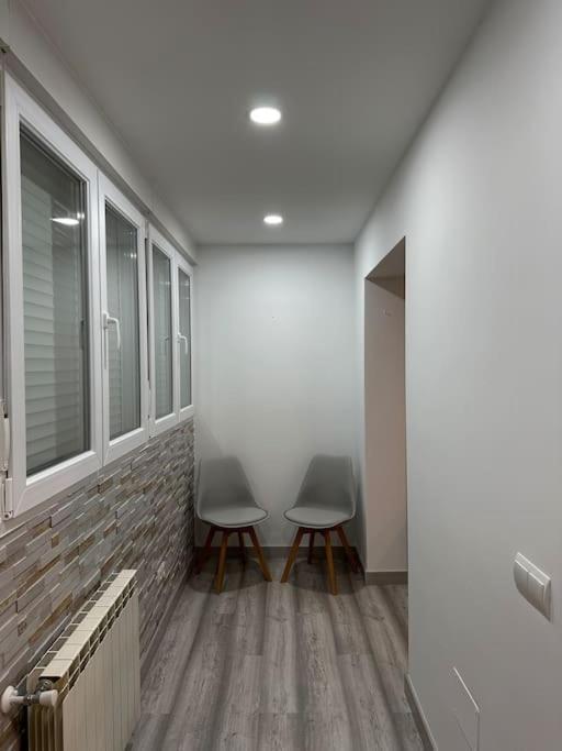 Cozy 1-Bedroom Apartment Madrid Exteriör bild